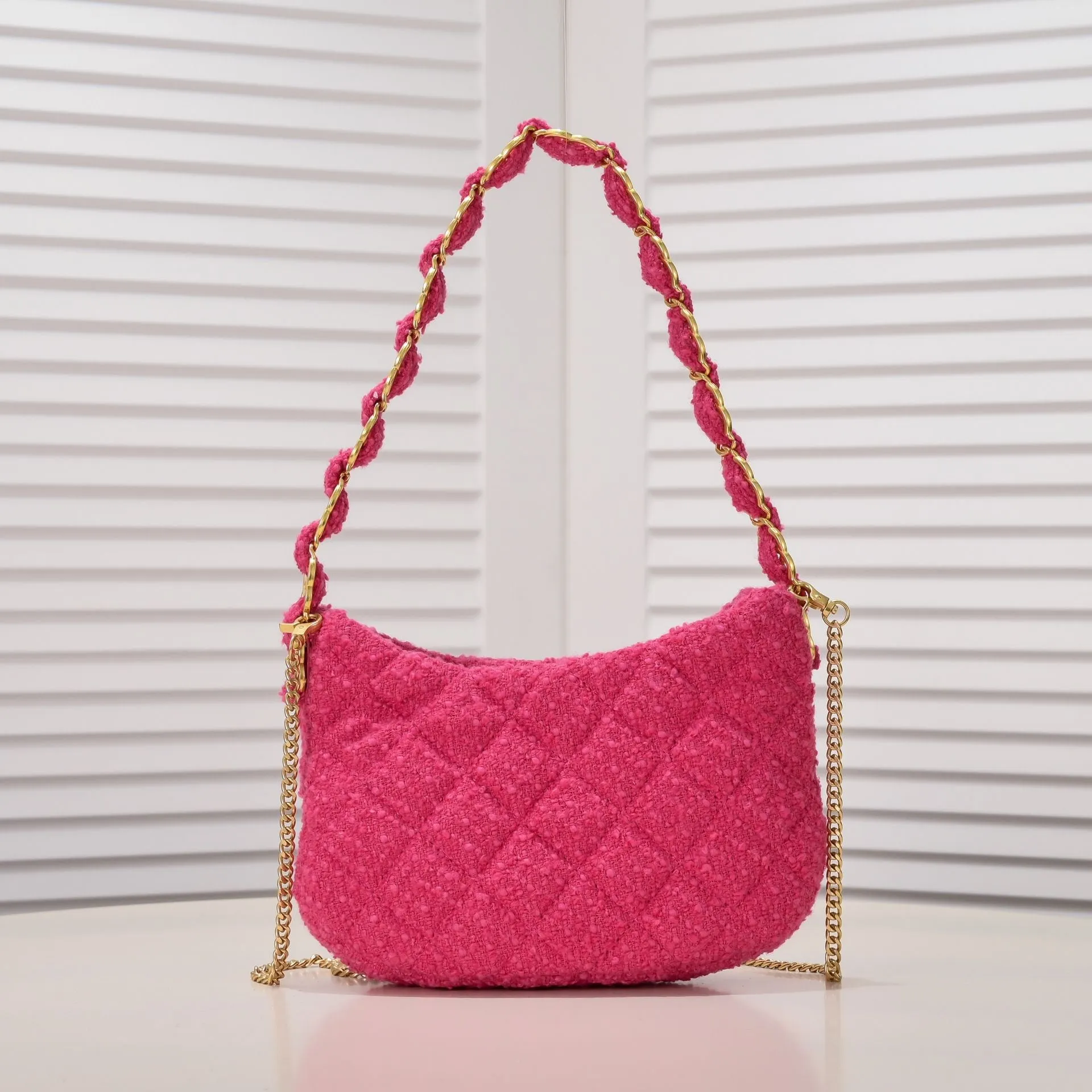 CC676 Small Hobo Bag / 9.5x2.3x6.9inch