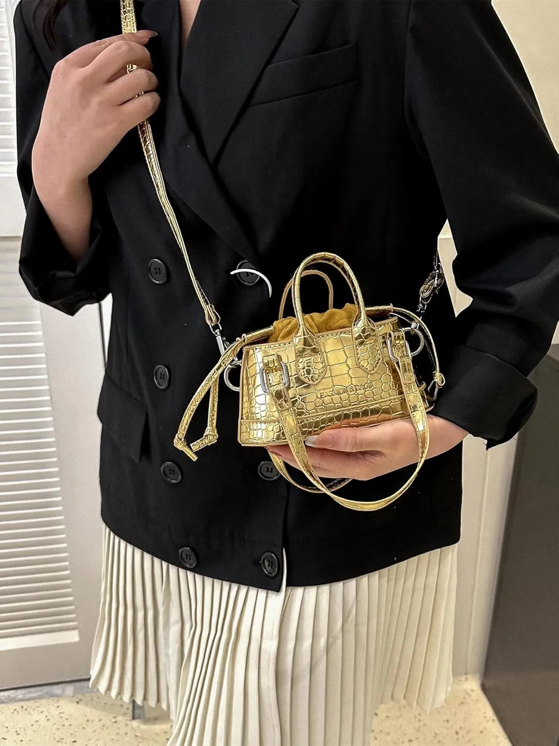 GORGLITTER Women's Mini Purse Crocodile Embossed Crossbody Bags Y2K Clutchs Drawstring Shoulder Bag