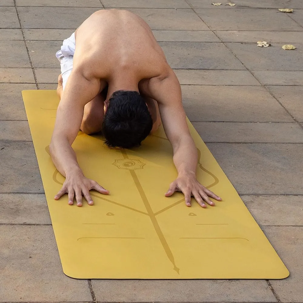 Liforme Original Yoga Mat  Free Yoga Bag Included - Patented Alignment System, Warrior-like Grip, Non-slip, Eco-friendly, sweat-resistant, long, wide, 4.2mm thick mat for comfort