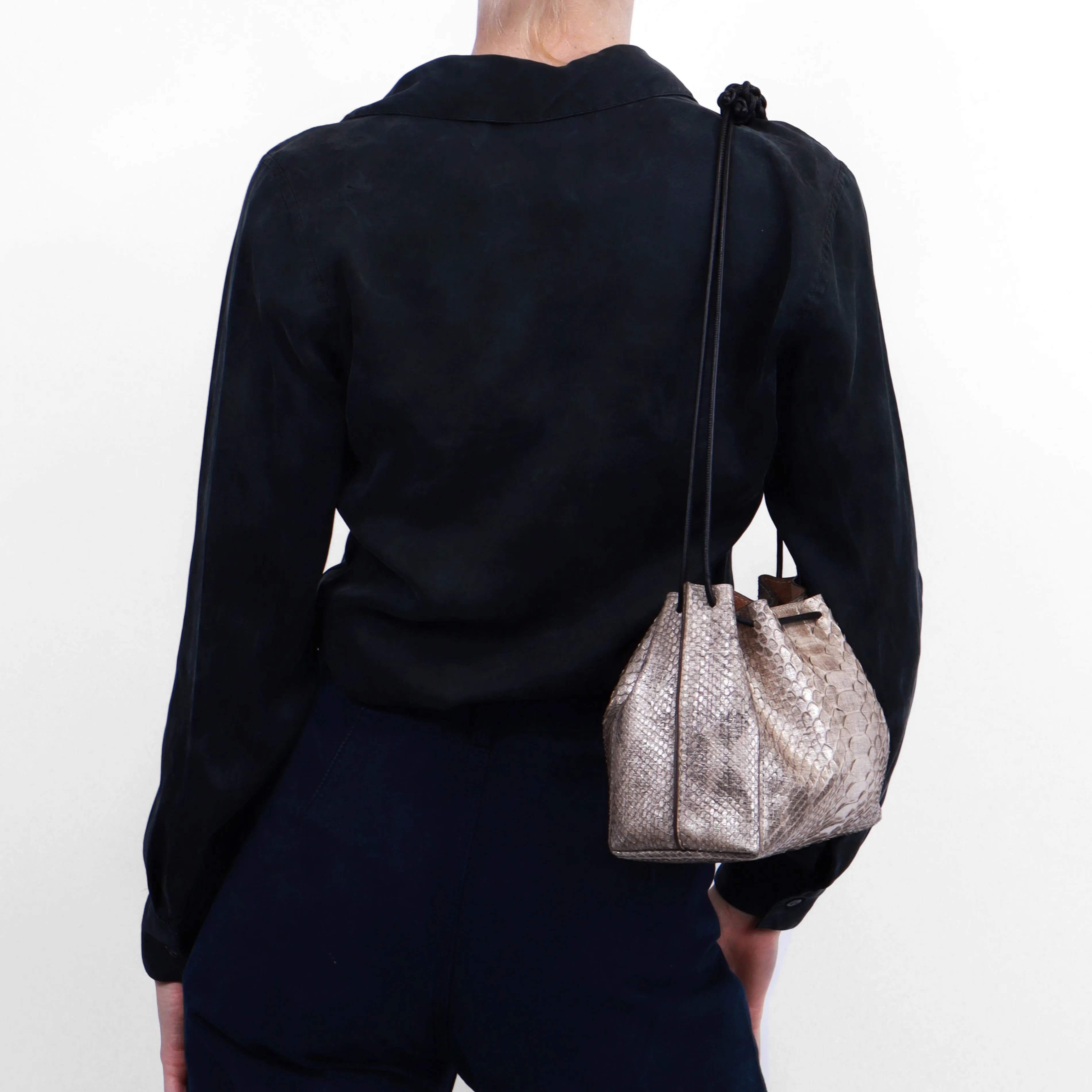 MINI DRAWSTRING BAG SILVER LINEN PYTHON