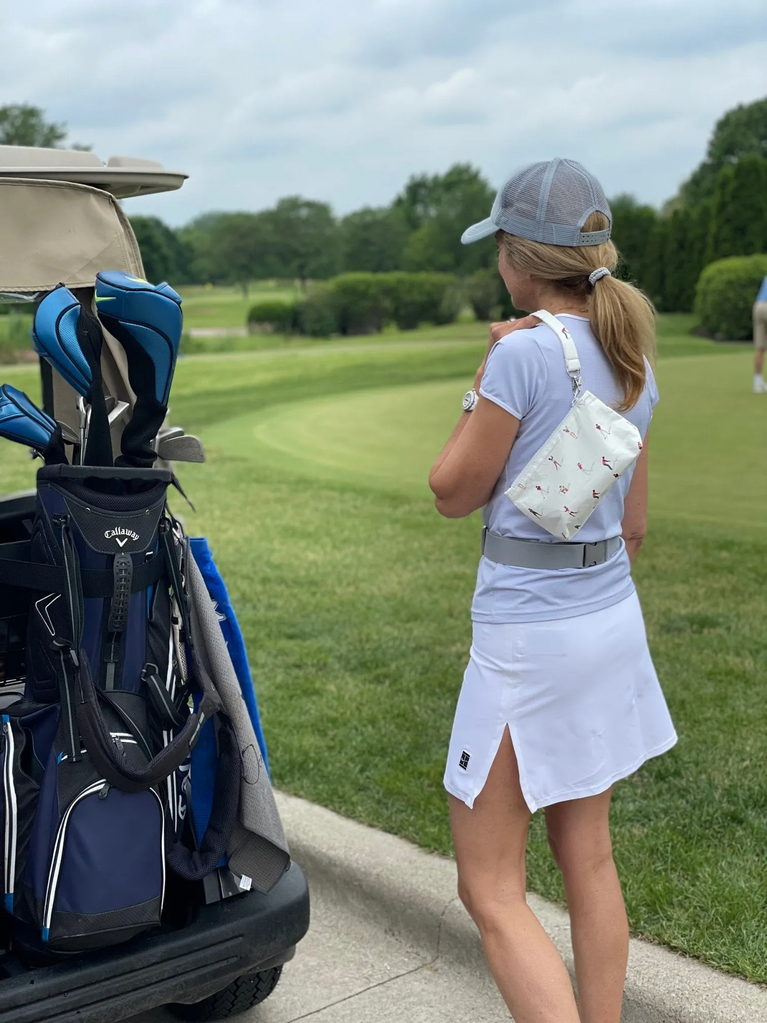 Zip Wristlet with Golfers on the Green